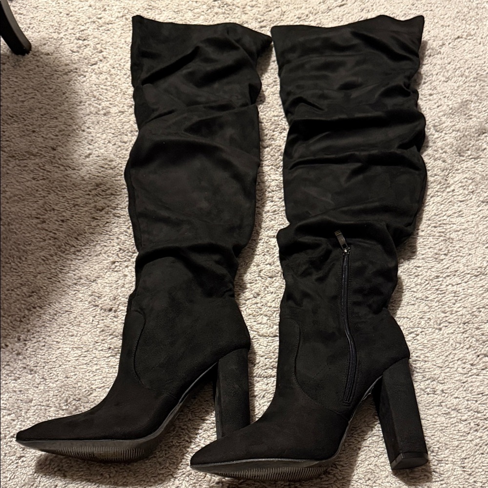 Elegant Black Knee-High Boots